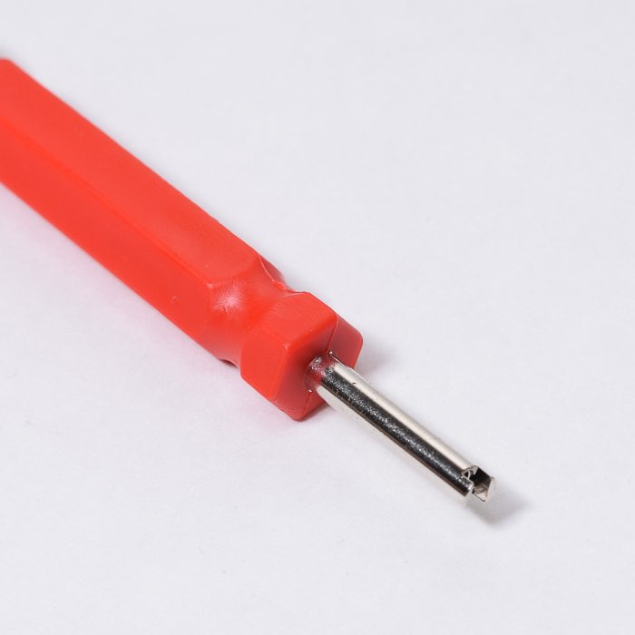 Ключ для снятия нипеля пластиковая ручка 1